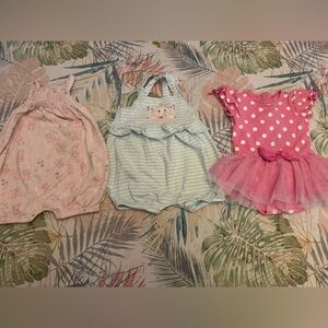 Disney Baby girl 3 pieces lot of rompers Minnie Mouse and Marie cat